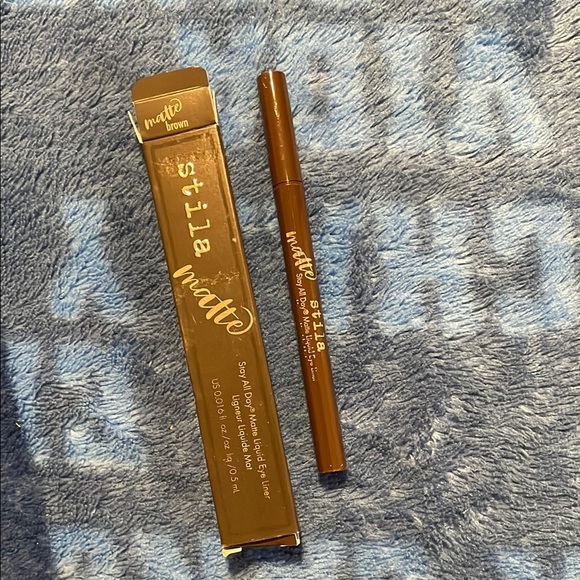 Stila Matte Brown Liquid Eyeliner - Picture 1 of 2
